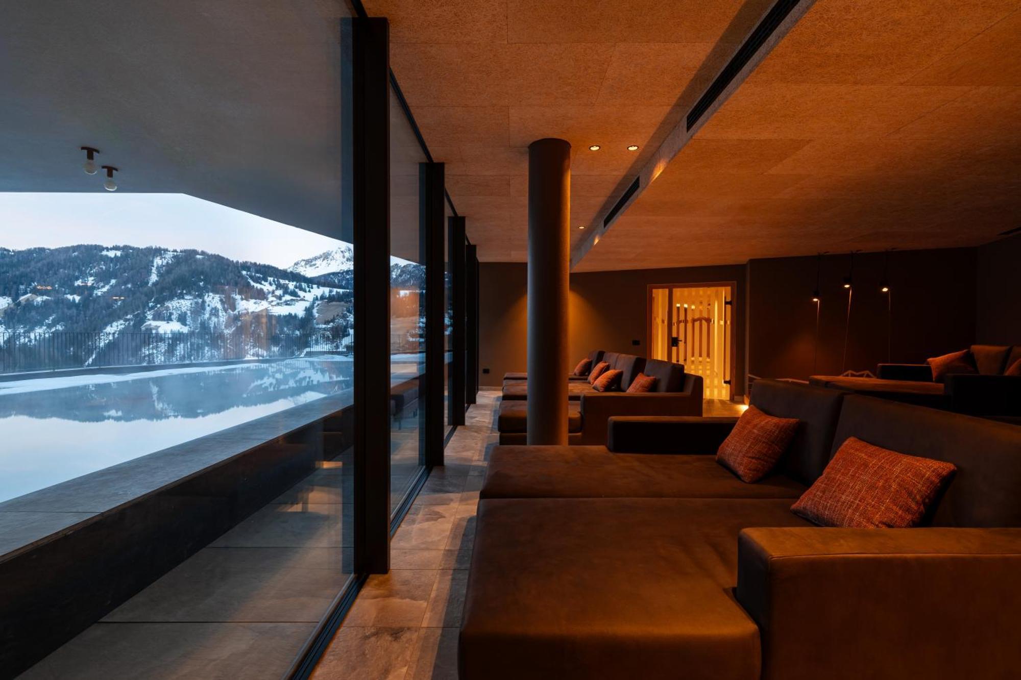 Hotel Alpenrose Dolomites La Valle Exterior photo