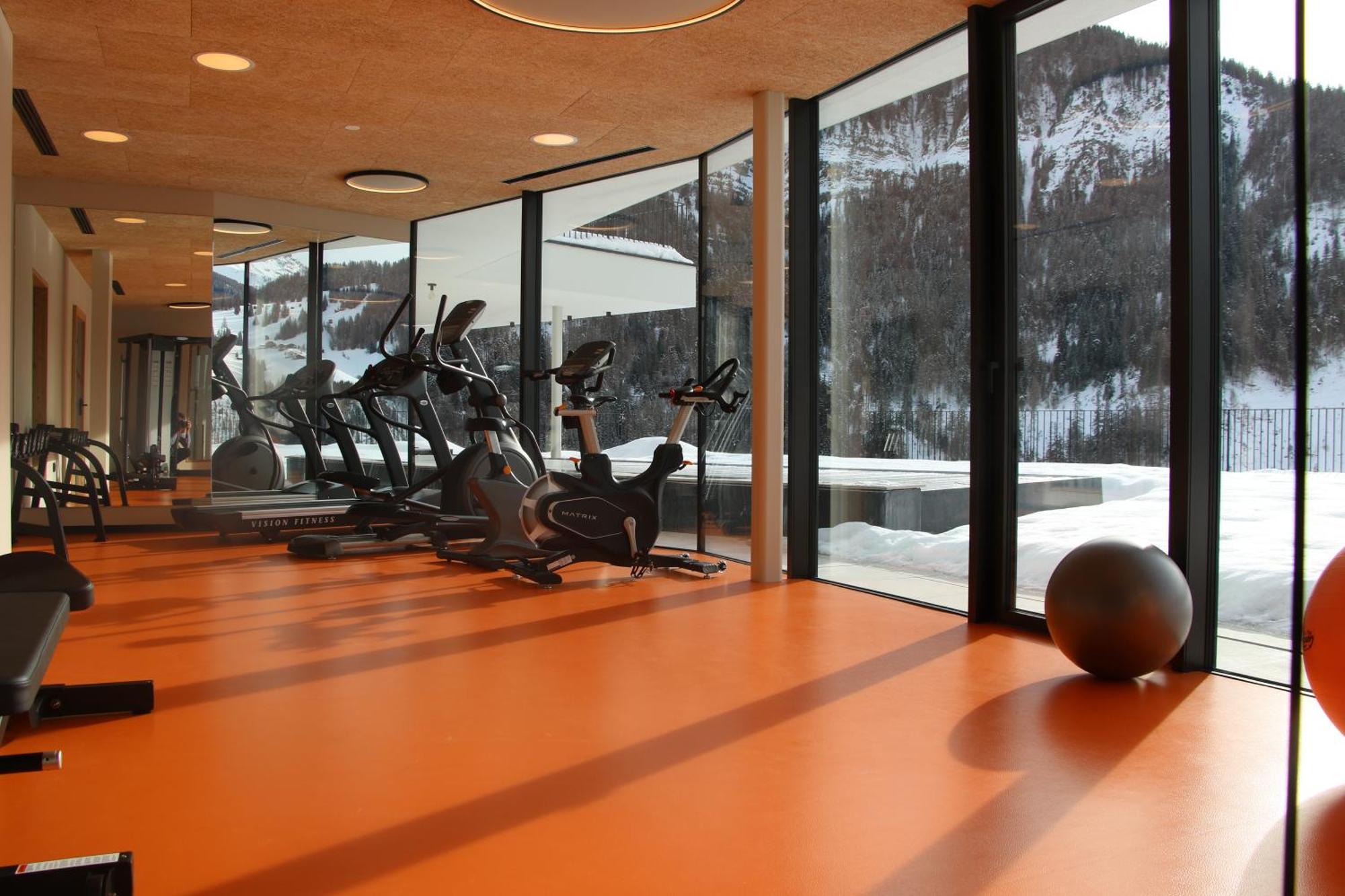 Hotel Alpenrose Dolomites La Valle Exterior photo